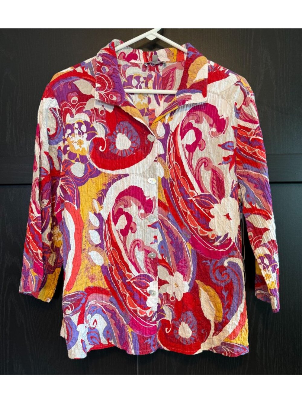 Habitat Women's Colorful Crinkle Button Up Collared Blouse Medium 3/4 Sleeves